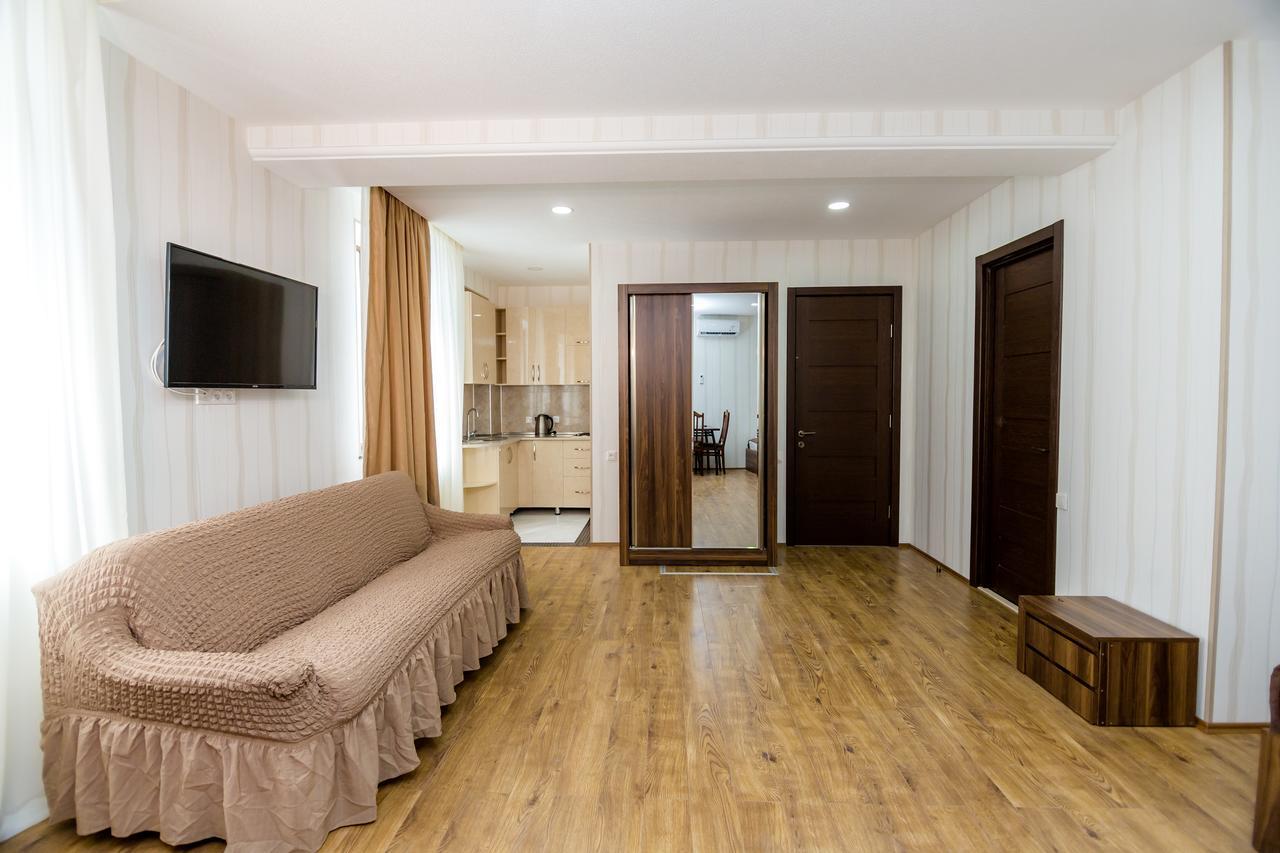 Elia Palace Hotel Tiflis Dış mekan fotoğraf