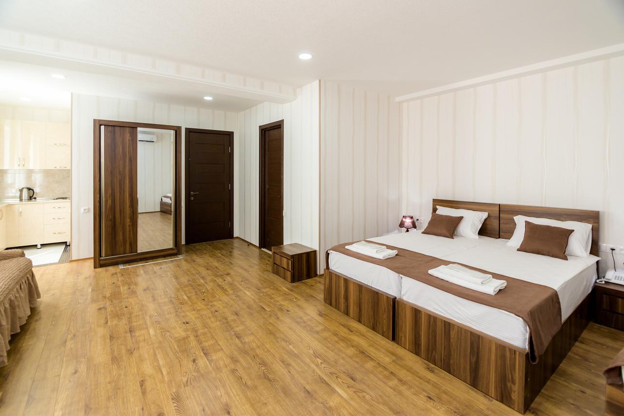 Elia Palace Hotel Tiflis Dış mekan fotoğraf