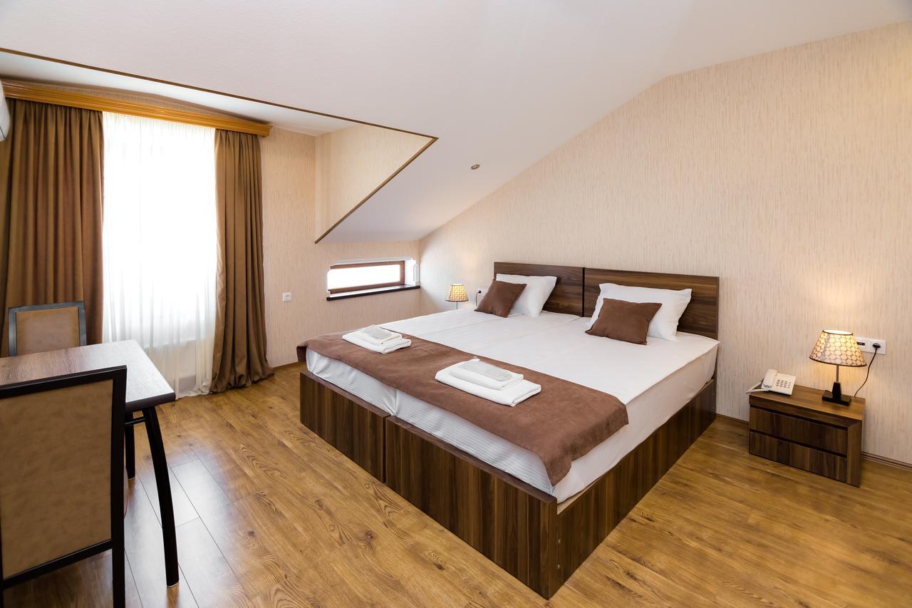 Elia Palace Hotel Tiflis Dış mekan fotoğraf