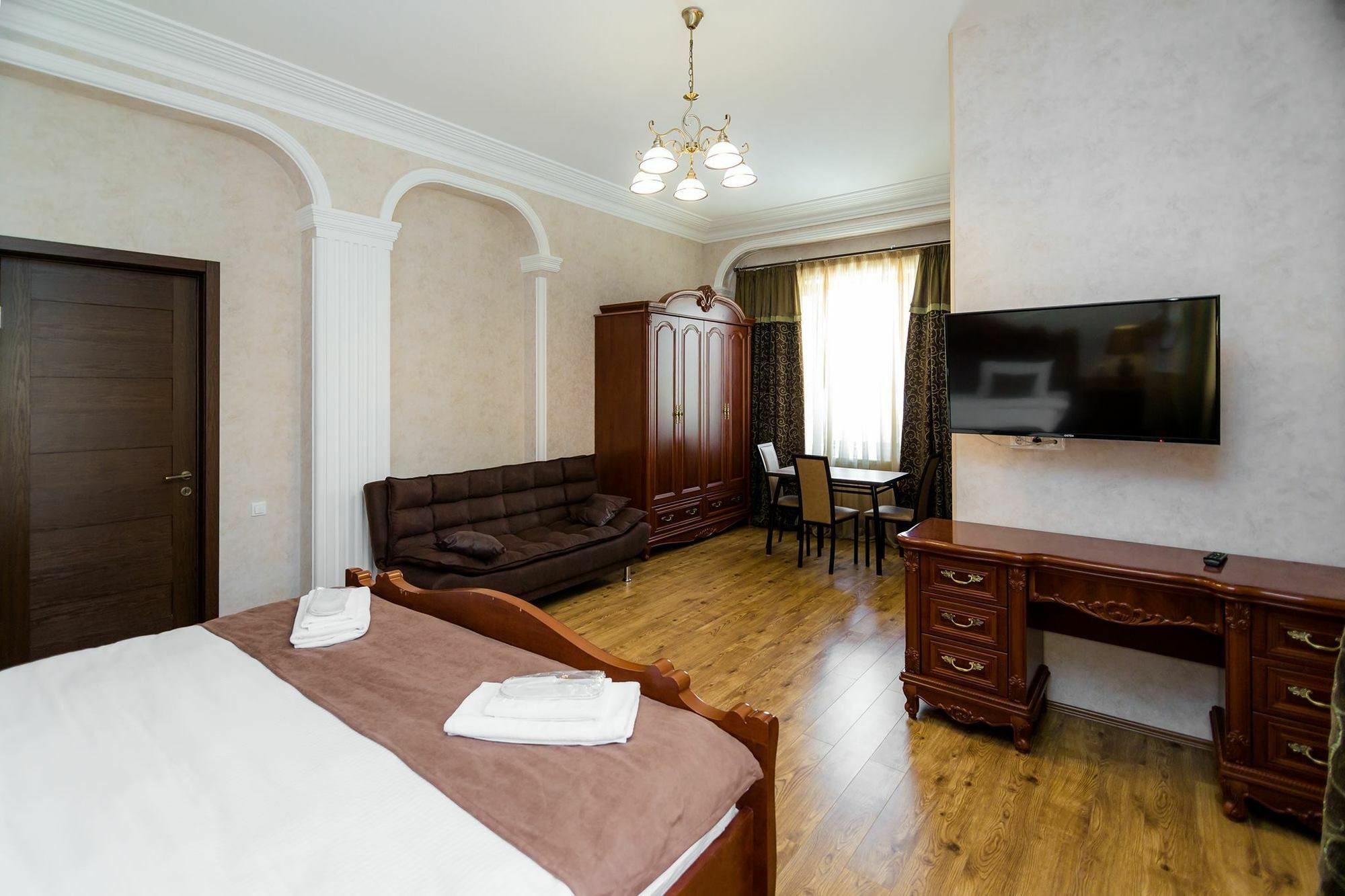 Elia Palace Hotel Tiflis Dış mekan fotoğraf